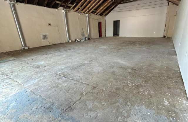 2305 MCELDERRY Street photos photos