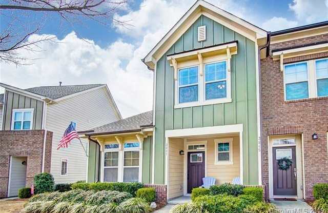 3841 Willow Green Place - 3841 Willow Green Place, Charlotte, NC 28206
