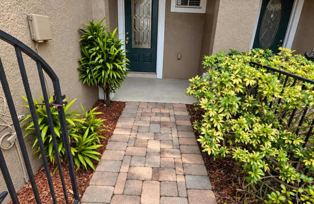 Beautifully Refreshed 3BR/2.5BA Townhome | Gated Nona Preserve Gallery 4