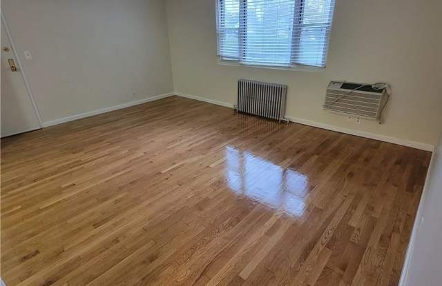 1068 Fenwood Drive Gallery 4
