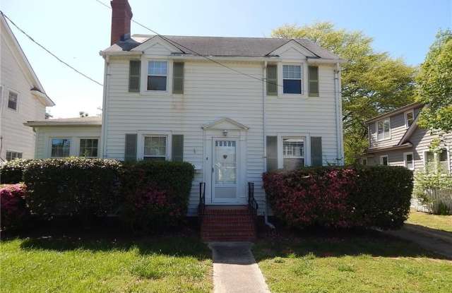 109 Manteo AVE - 109 Manteo Avenue, Hampton, VA 23661