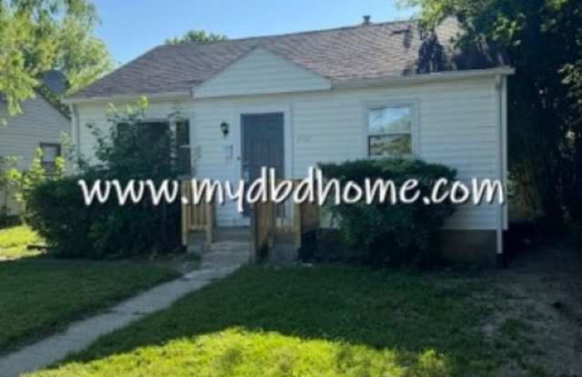 4621 Spatz Ave photos photos