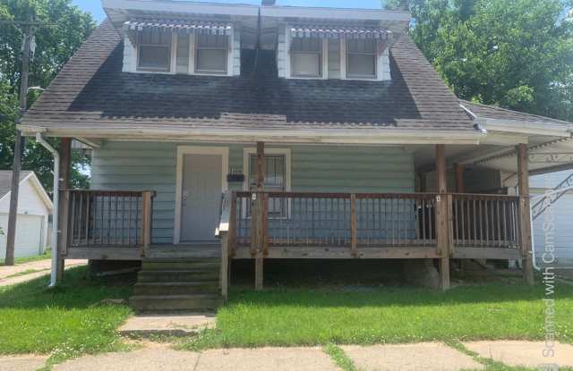 Great 3 bed 1 bath with large space recently updated near Cleveland Park - 2306 Alice Street, Dayton, OH 45420