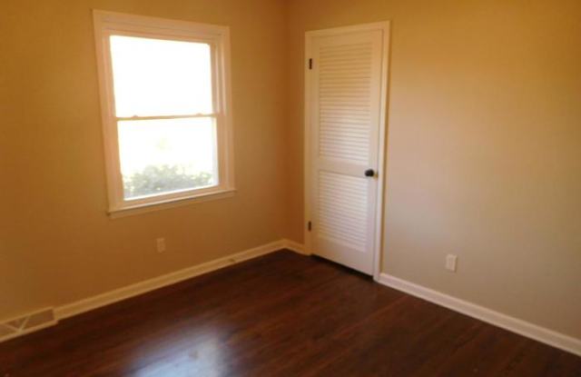 1180 Huntsmoor Drive Gallery 4