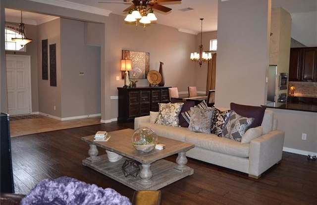 9327 Vista Circle Gallery 4
