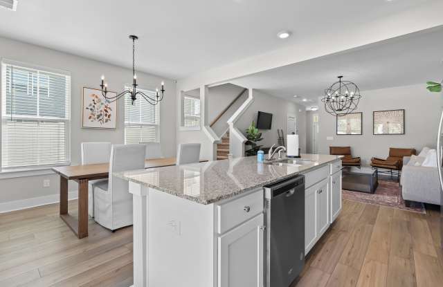 Chamberlain Pine Townhomes Gallery 2