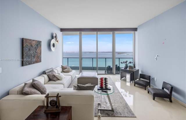 1331 Brickell Bay Dr photos photos