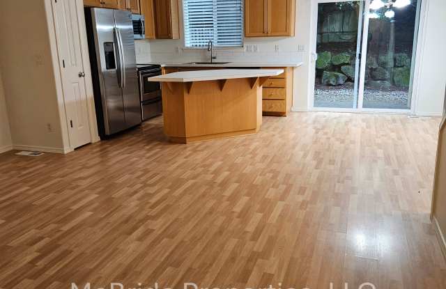 1659 Ne 10th Pl Gallery 3