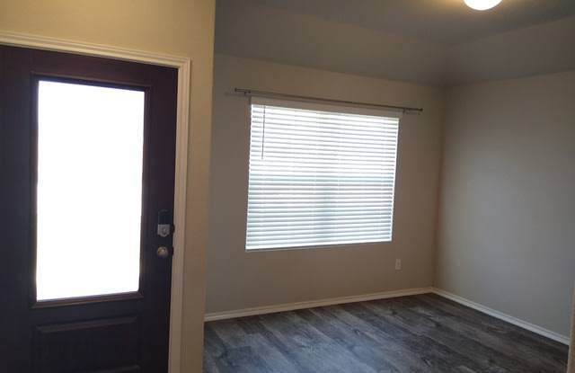 2414 Moselle Ln. Gallery 3