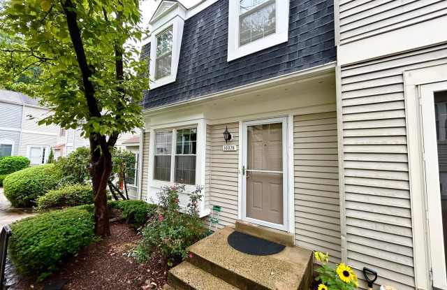 10378 BRIDGETOWN PLACE - 10378 Bridgetown Place, Burke Centre, VA 22015