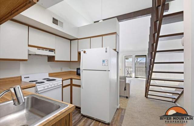 Large Efficiency minutes from Virginia Tech photos photos