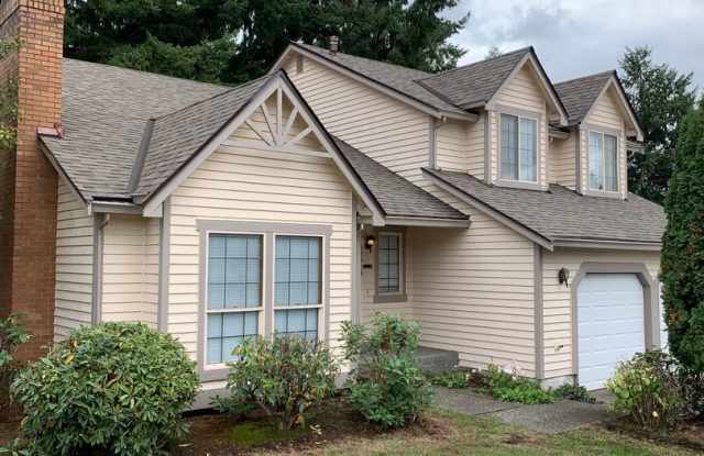 3 Bedroom Federal Way Home! - 32904 2nd Place Southwest, Federal Way, WA 98023
