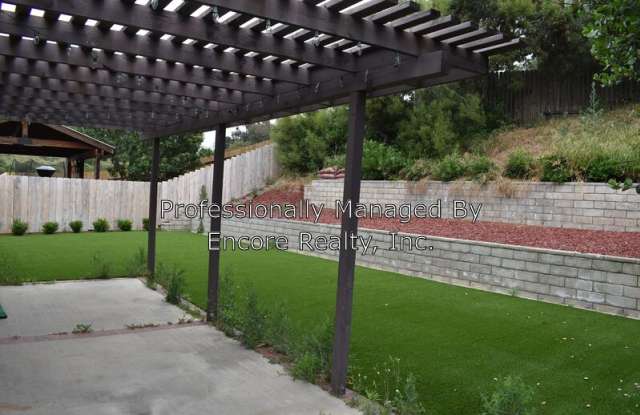 1049 Arroyo Drive Gallery 2