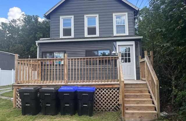 215 N Hamilton Street photos photos
