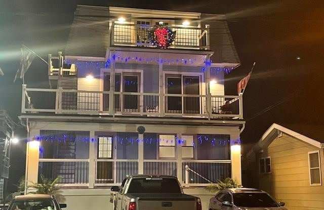 839 BAY AVENUE - 839 Bay Avenue, Somers Point, NJ 08244