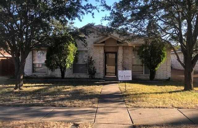 1806 Straus Road - 1806 Straus Rd, Cedar Hill, TX 75104