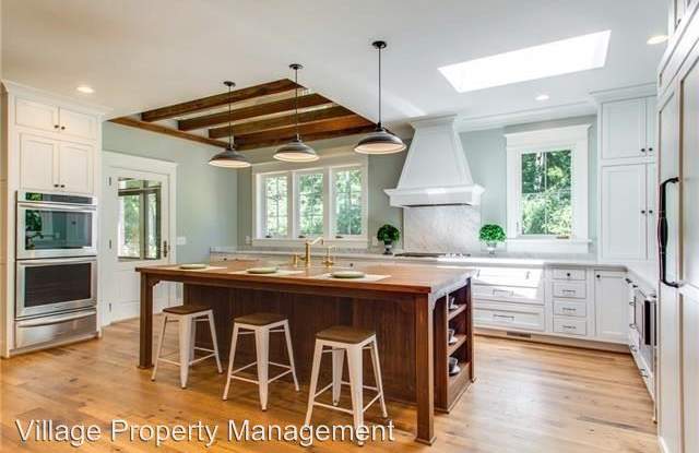 710 Clearview Drive Gallery 2