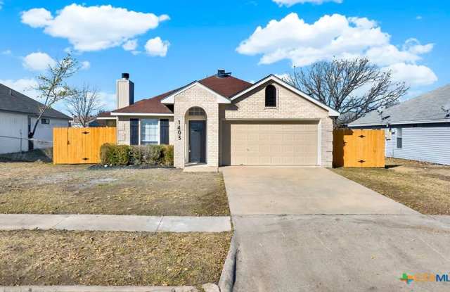 1403 Wales Dr photos photos