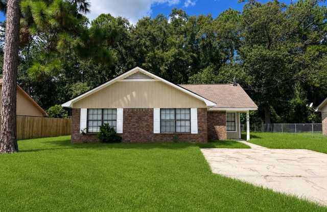 4 bedroom, 2 bathroom home located in the desirable area of Hinesville, GA. photos photos