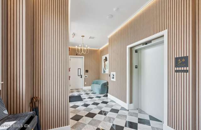 100 E Putnam Avenue Gallery 2