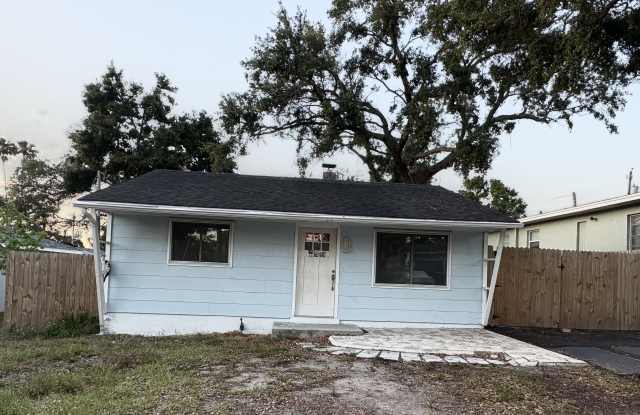 1408 San Juan Ct - 1408 San Juan Court, Clearwater, FL 33756