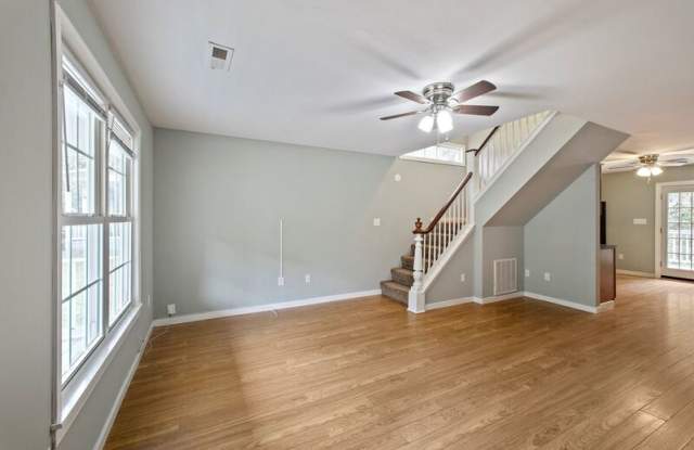 5410 Campbell Avenue Gallery 4