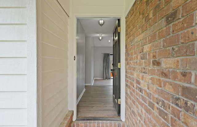 126 Brandlewood Drive photos photos