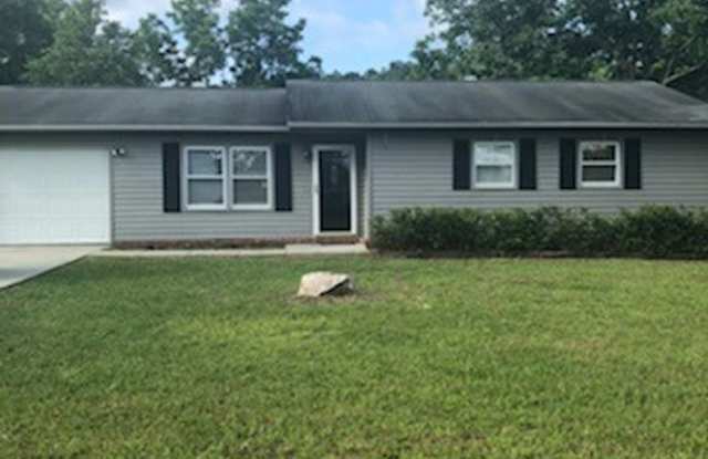 3 Bed, 2 Bath home in Kings Grant! photos photos