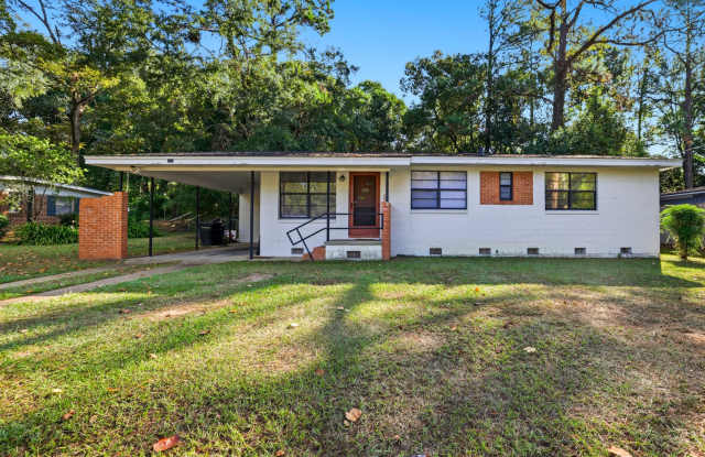 3 Bedroom House by FSU! Now leasing Fall 2027 photos photos 3 Bedroom House by FSU! Now leasing Fall 2027 photos photos