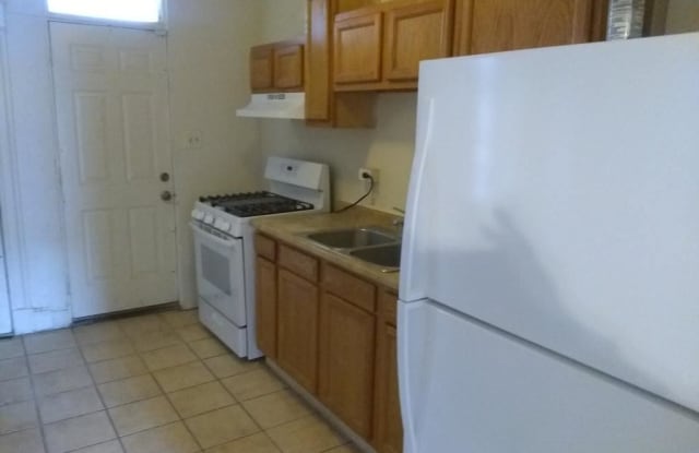 2846 Boarman Ave - 2846 Boarman Avenue, Baltimore, MD 21215