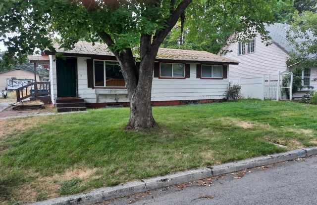 517 E Lunceford Ln Gallery 2
