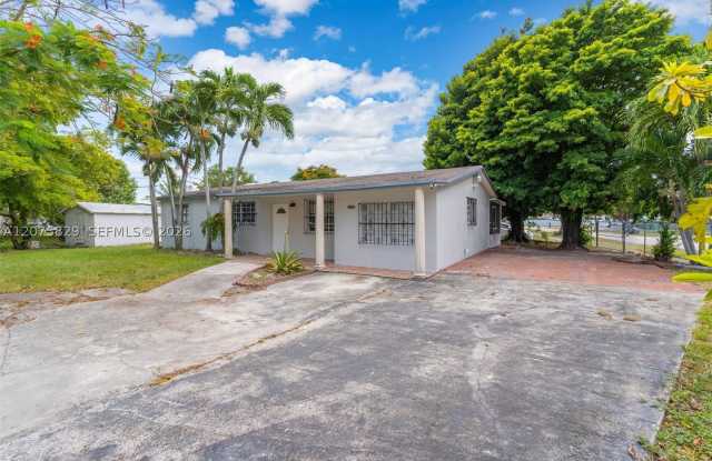 22205 SW 109th Ct Gallery 2