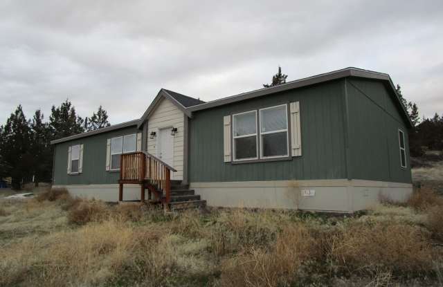 *PRICE IMPROVEMENT* Newer Home in Ochoco West Subdivision - Available Now! photos photos