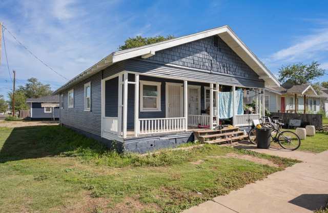 813 S Alabama Gallery 1
