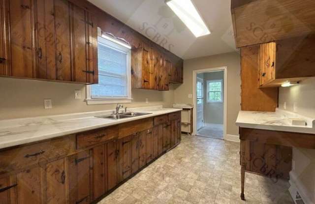 1525 Ilex Street Gallery 2