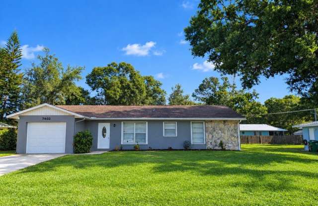 7402 LAKELAND Boulevard Gallery 2