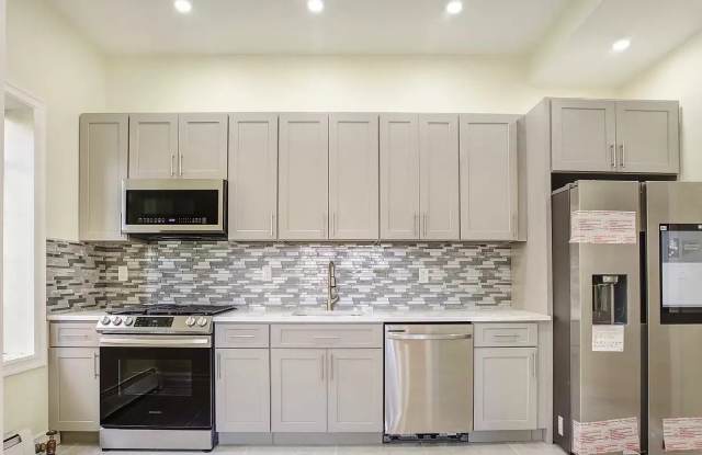 385 W 263 Rd St - 385 West 263rd Street, Yonkers, NY 10705