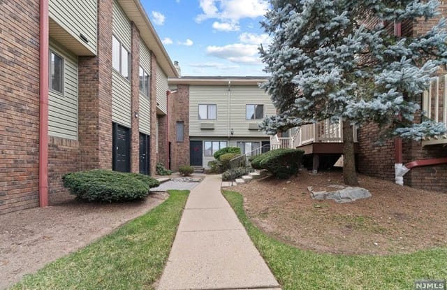 1-15  Coles Avenue - 115 Coles Avenue, Hackensack, NJ 07601