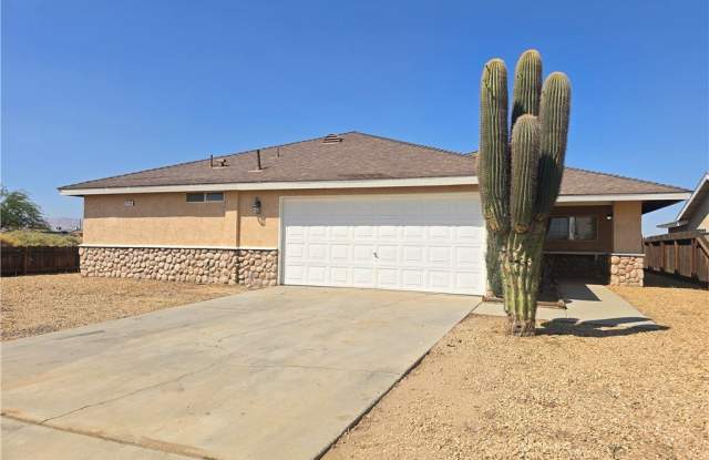 7173 Dogwood Avenue - 7173 Dogwood Avenue, California City, CA 93505