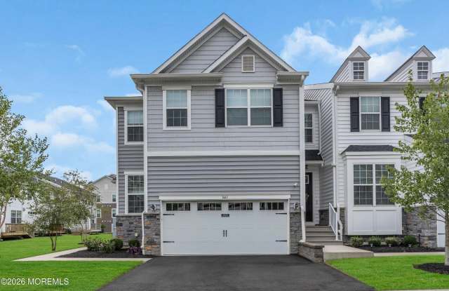 3443 Glen Oaks Lane Gallery 1