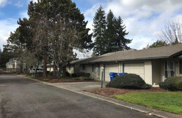 Janet Court photos photos