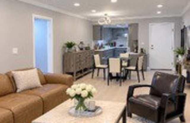 1854 South Beverly Glen Boulevard Gallery 3