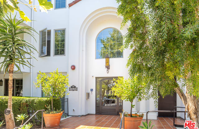 10648 Woodbridge St - 10648 Woodbridge Street, Los Angeles, CA 91602