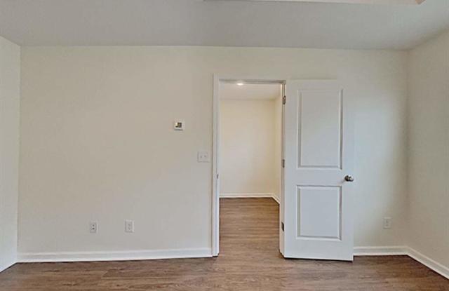 392 Camp Circle Gallery 4