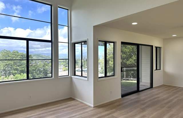 Keolu Hills - Pet Friendly 4BR/3BA/Enclosed Garage photos photos