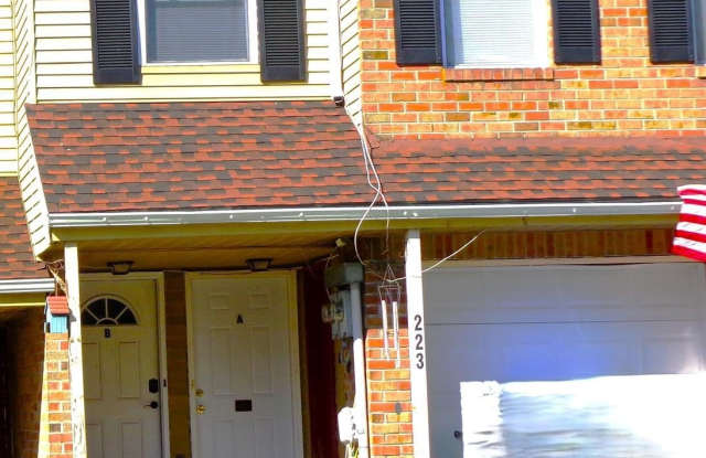 223-B WILLOW Turn photos photos