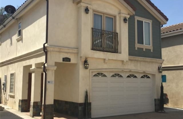 13760 Cordary Avenue - 13760 Cordary Ave, Hawthorne, CA 90250