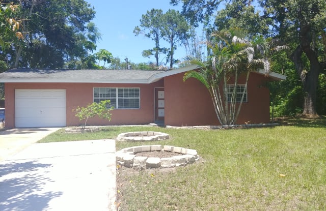 1448 Bentley St - 1448 Bentley Street, Clearwater, FL 33755