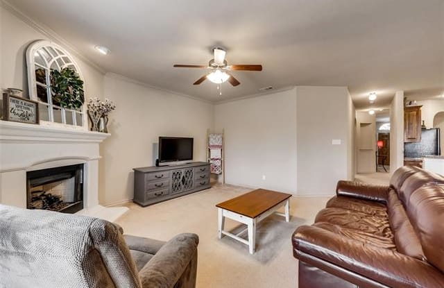 1160 Roping Reins Way - 1160 Roping Reins Way, Fort Worth, TX 76052