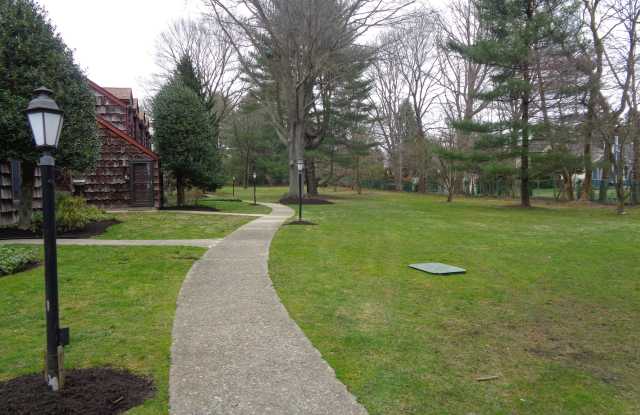 55 Cheshire Square Gallery 2